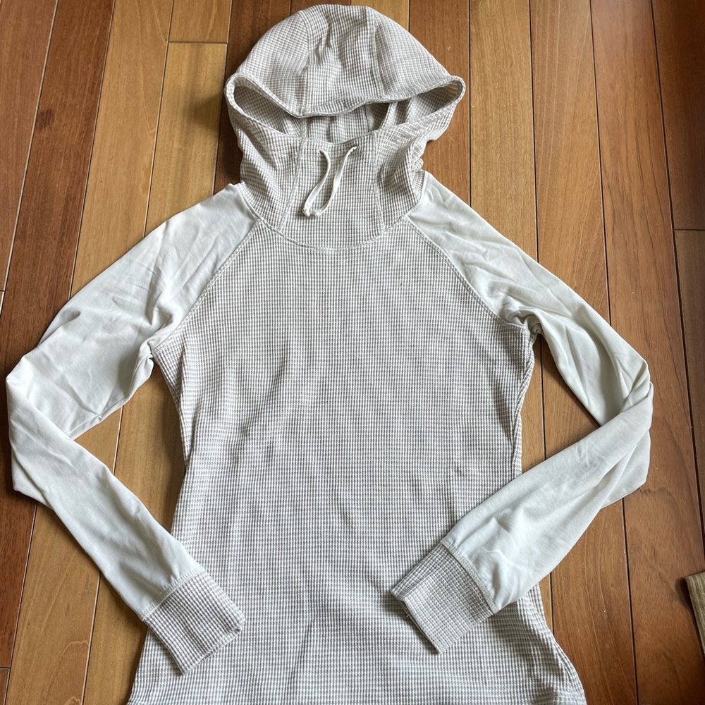 Columbia long sleeve shirt